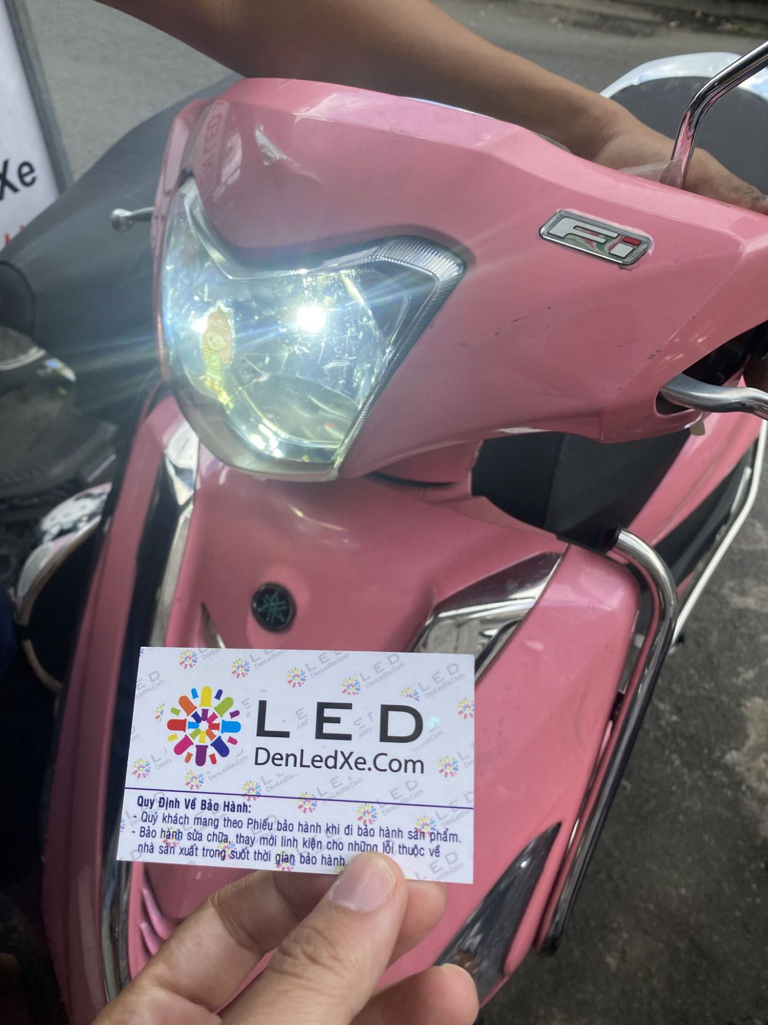 Thay Bóng Đèn LED Xe Yamaha Acruzo